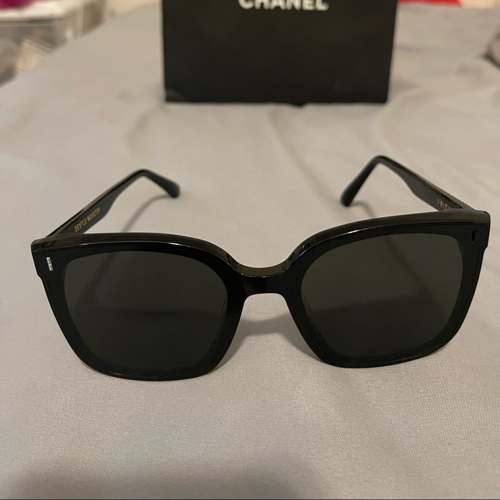 Authentic!! Gentle Monster Sunglasses “Frida” like new without box